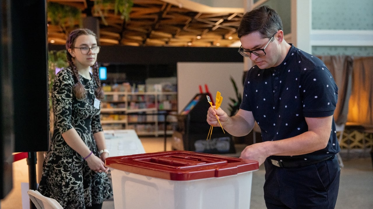 Latvia votes as drone incursions, Ukraine war shape parliamentary election